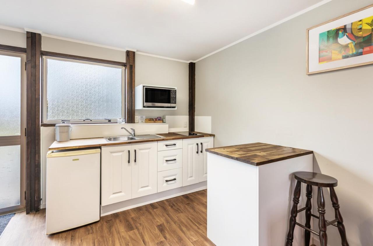 Tokaanu Lodge Motel Turangi Eksteriør bilde